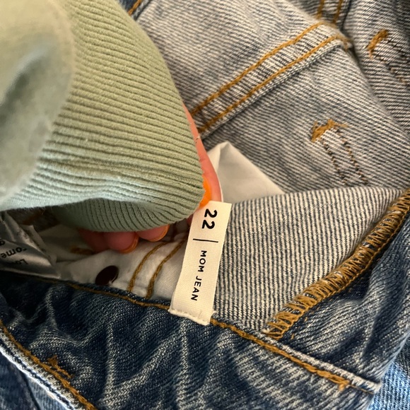 Pacsun Medium Blue Mom Jeans - Size 22 - Picture 4 of 5